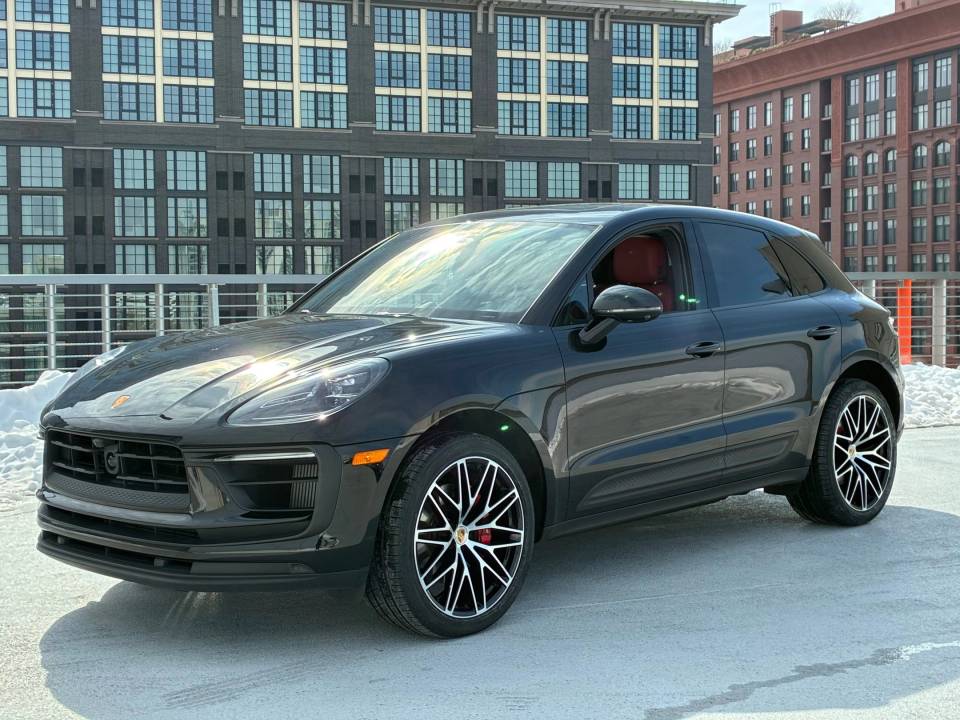 2023 Porsche Macan S