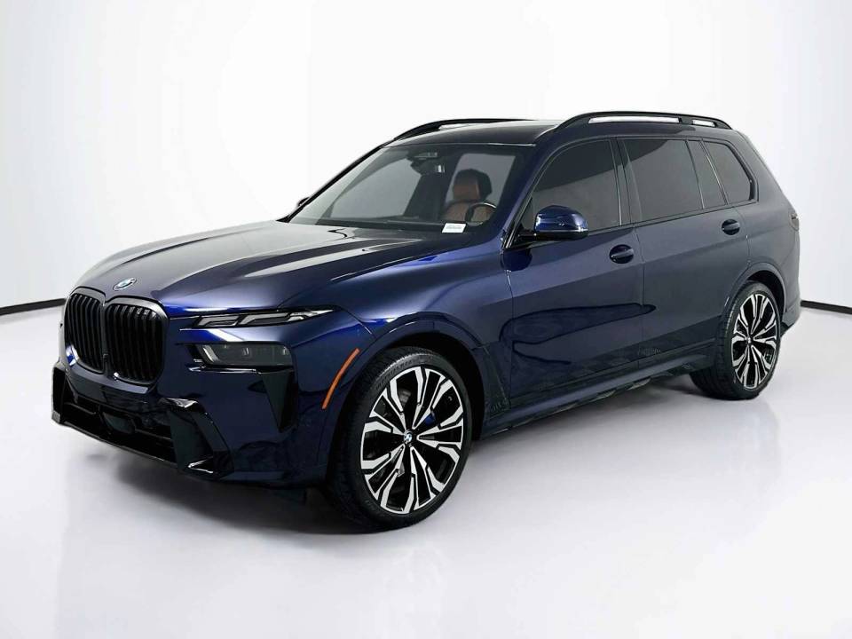2023 BMW X7
