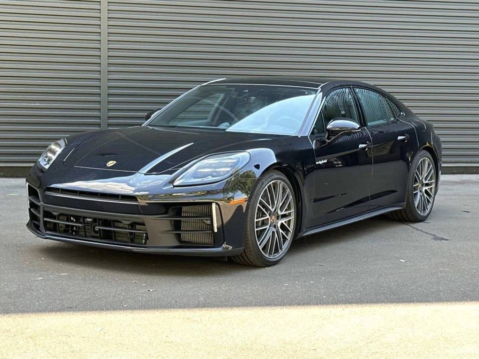 2025 Porsche Panamera
