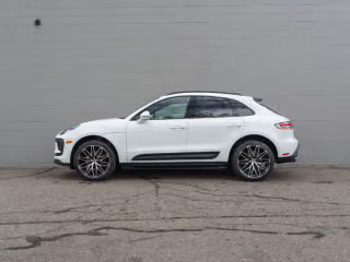 2026 Porsche Macan Base - Photo 9