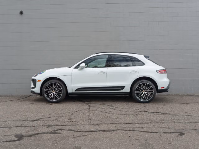 2026 Porsche Macan Base - Photo 10