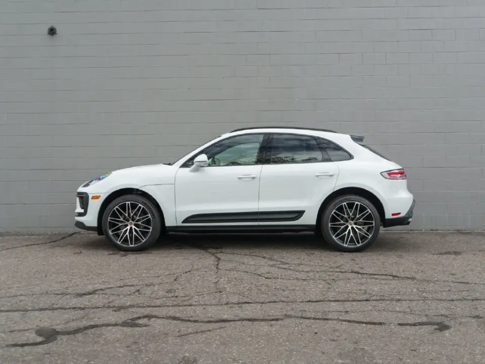 2026 Porsche Macan Base - Photo 15