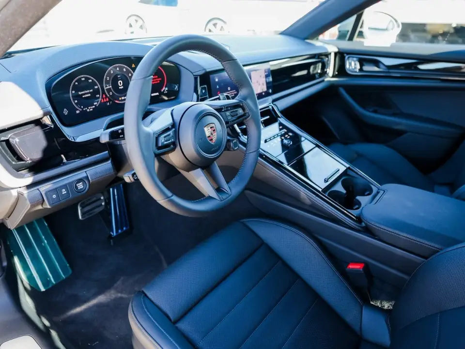 2026 Porsche Panamera Base - Photo 31