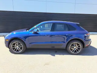 2025 Porsche Macan Base - Photo 13