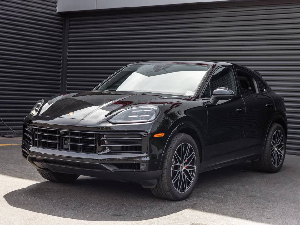 2024 Porsche Cayenne Coupe
