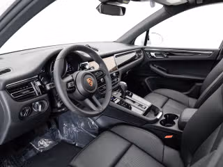 2025 Porsche Macan Base - Photo 25