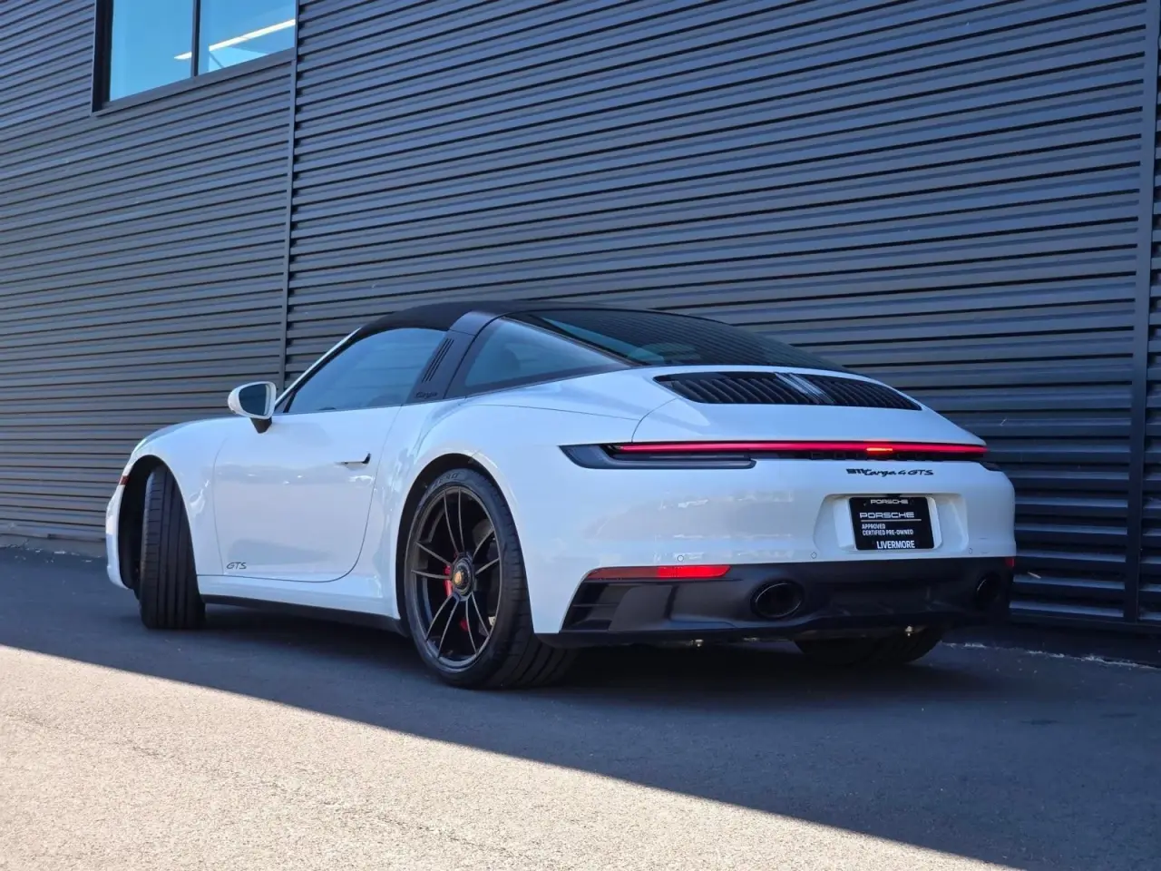 2023 Porsche 911 GTS - Photo 32