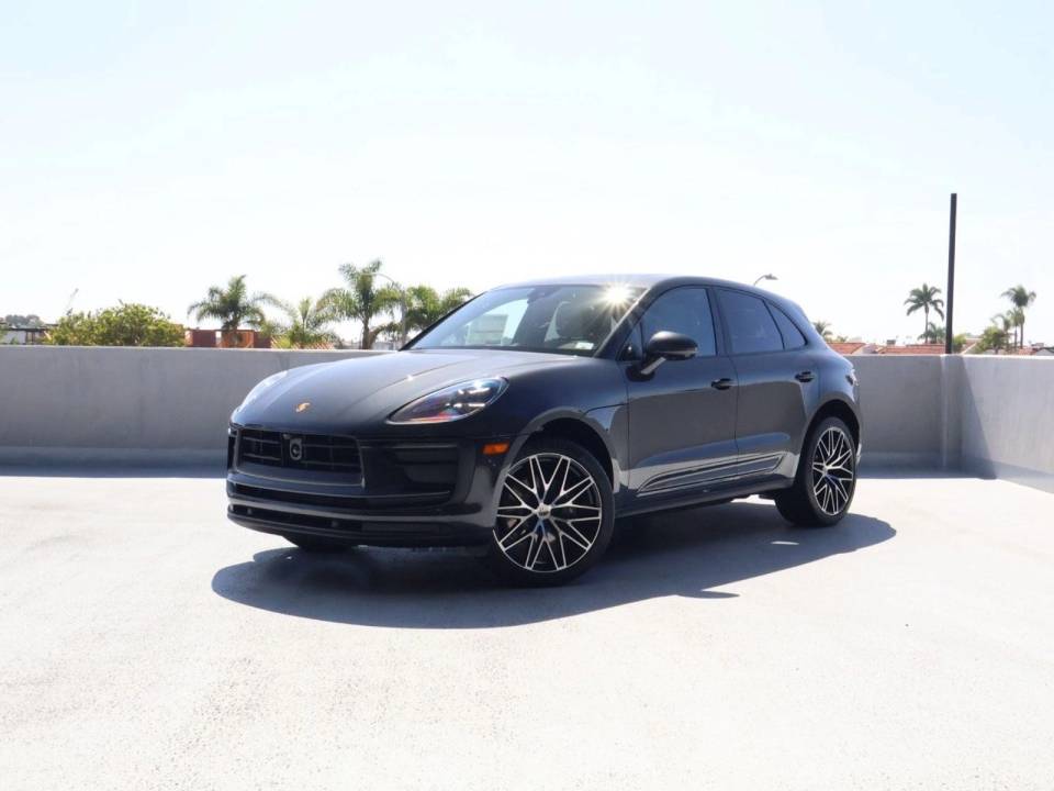 2026 Porsche Macan