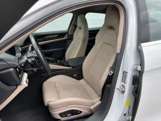 2025 Porsche Panamera Base - Photo 37