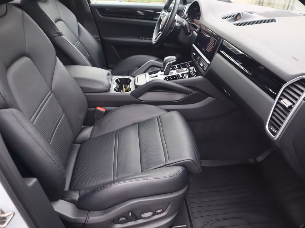 2023 Porsche Cayenne (MY23)