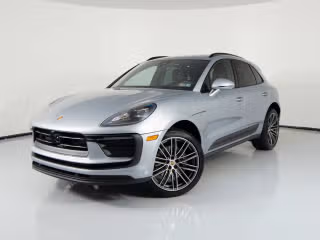 2026 Porsche Macan's photo