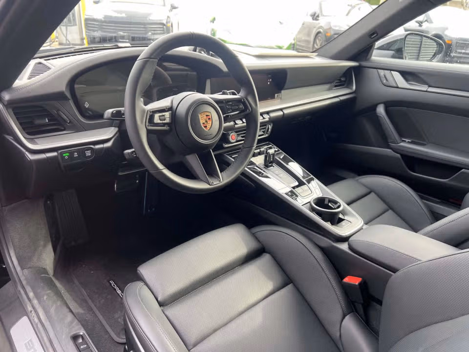 2026 Porsche 911 S - Photo 27