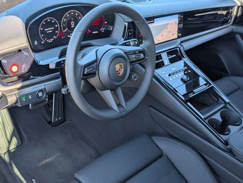 2026 Porsche Panamera Base - Photo 31