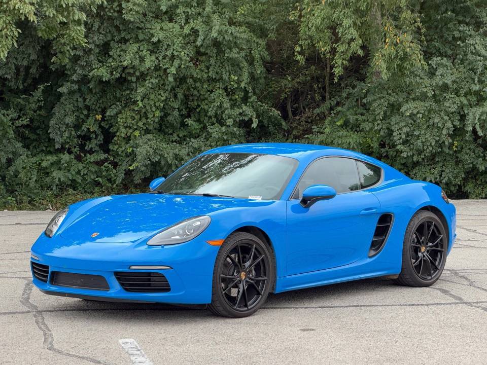 2025 Porsche 718