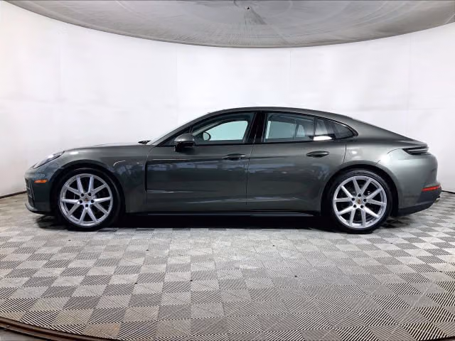 2026 Porsche Panamera Base - Photo 10