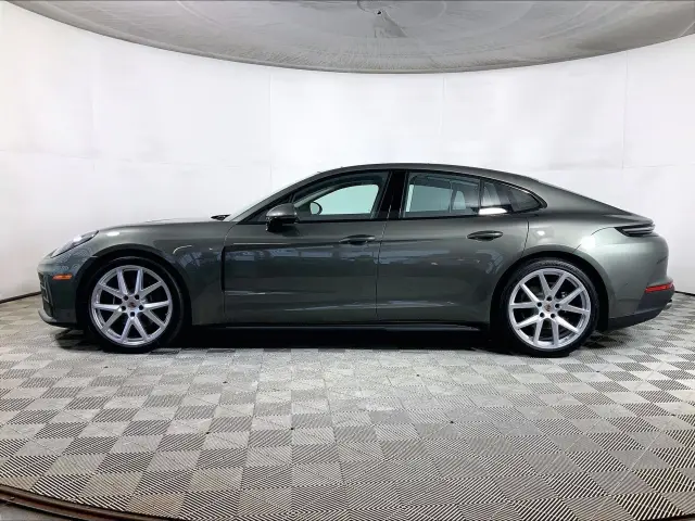 2026 Porsche Panamera Base - Photo 14