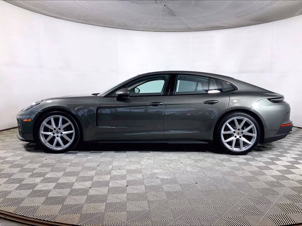 2026 Porsche Panamera Base - Photo 11