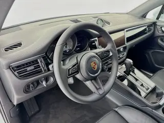 2026 Porsche Macan S - Photo 29