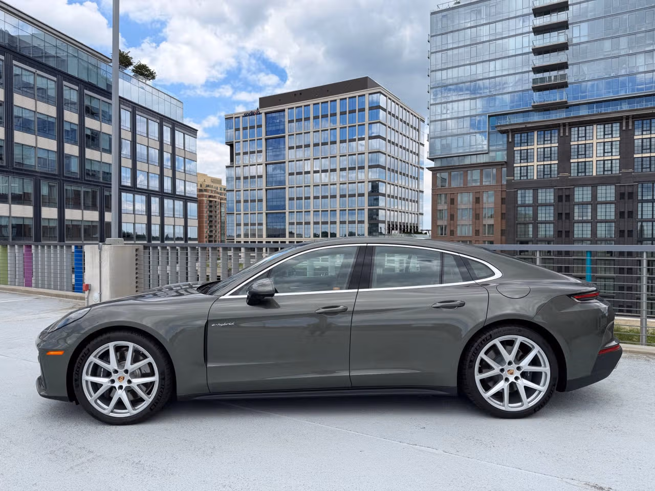 2026 Porsche Panamera 4 E-Hybrid - Photo 12