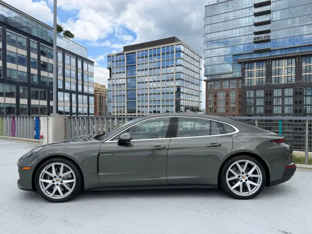 2026 Porsche Panamera 4 E-Hybrid - Photo 14