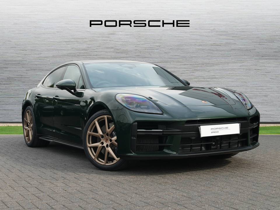 2026 PORSCHE PANAMERA