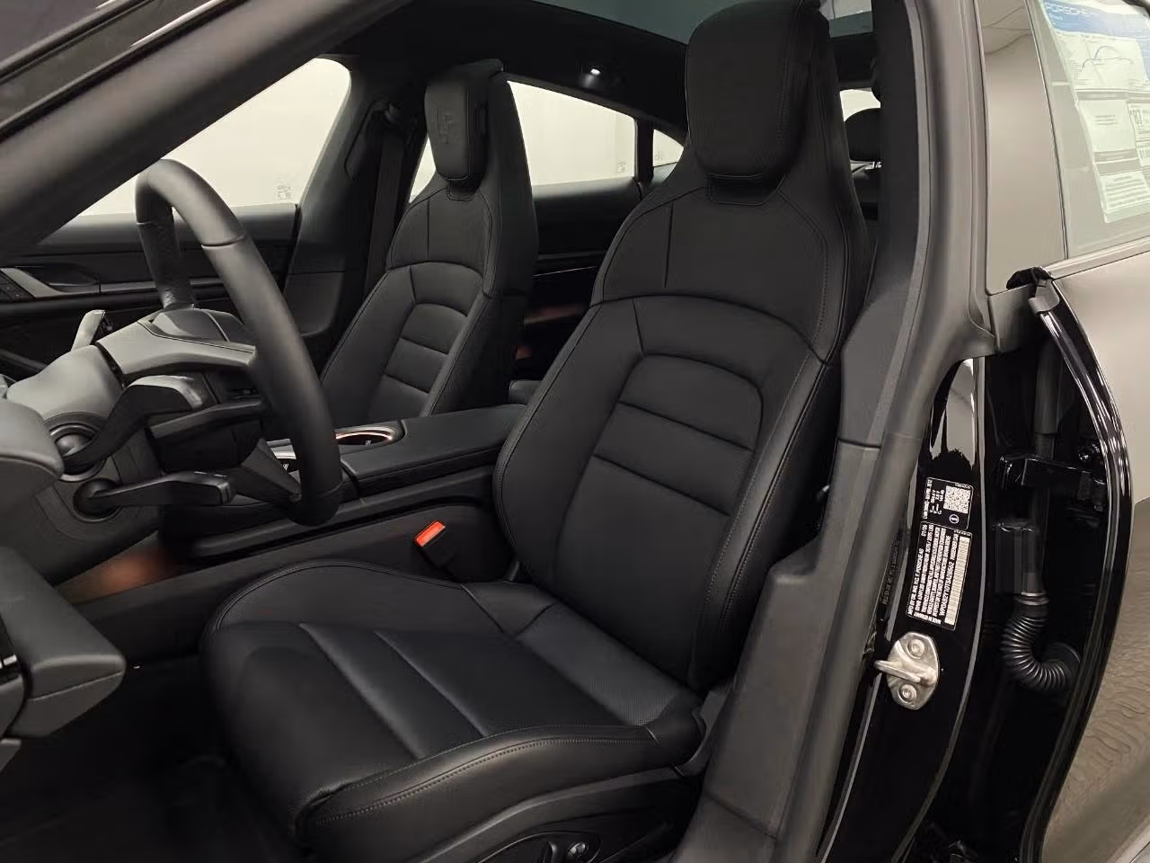 2026 Porsche Taycan S - Photo 36