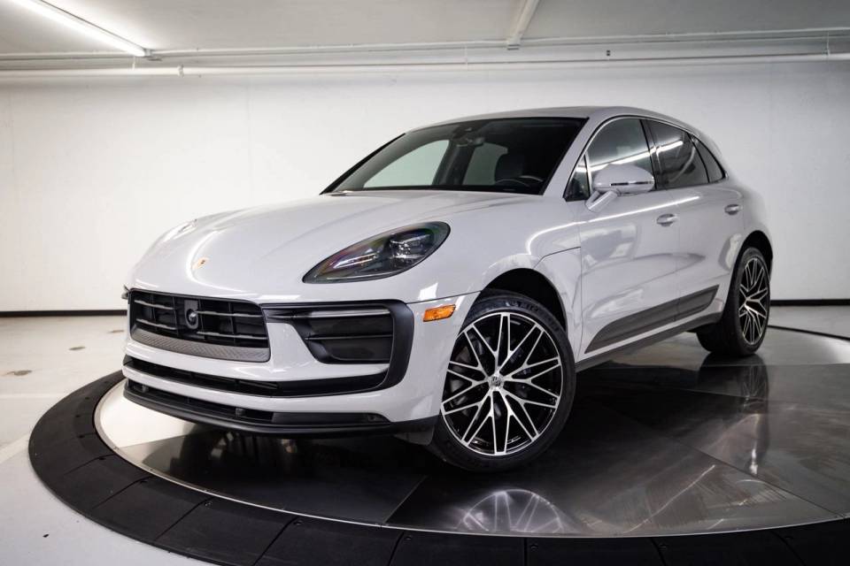 2023 Porsche Macan