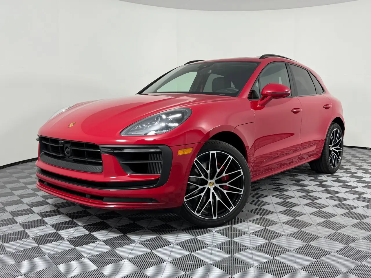 2026 Porsche Macan S - Photo 8