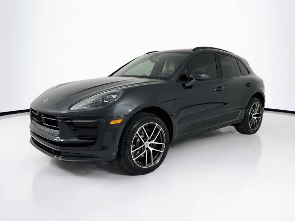 2026 Porsche Macan