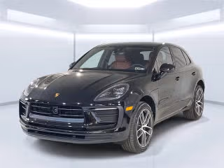 2026 Porsche Macan T's photo