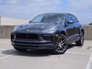 2026 Porsche Macan's photo