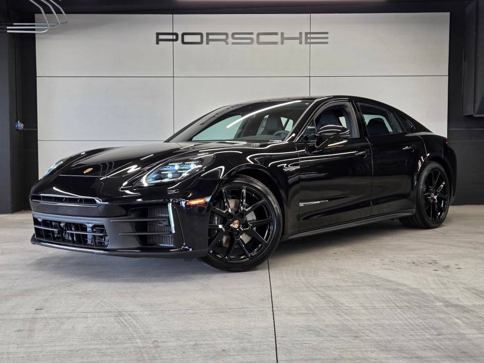2026 Porsche Panamera