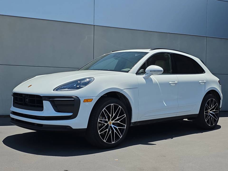 2026 Porsche Macan
