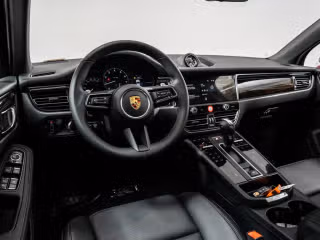 2026 Porsche Macan Base - Photo 25