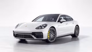 2021 Porsche Panamera Turbo S's photo