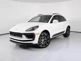 2026 Porsche Macan's photo