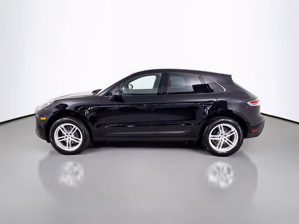 2025 Porsche Macan - Photo 11
