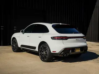 2026 Porsche Macan T - Photo 21