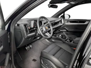 2026 Porsche Cayenne S E-Hybrid - Photo 29