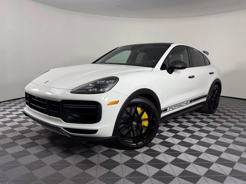 2022 Porsche Cayenne Coupe