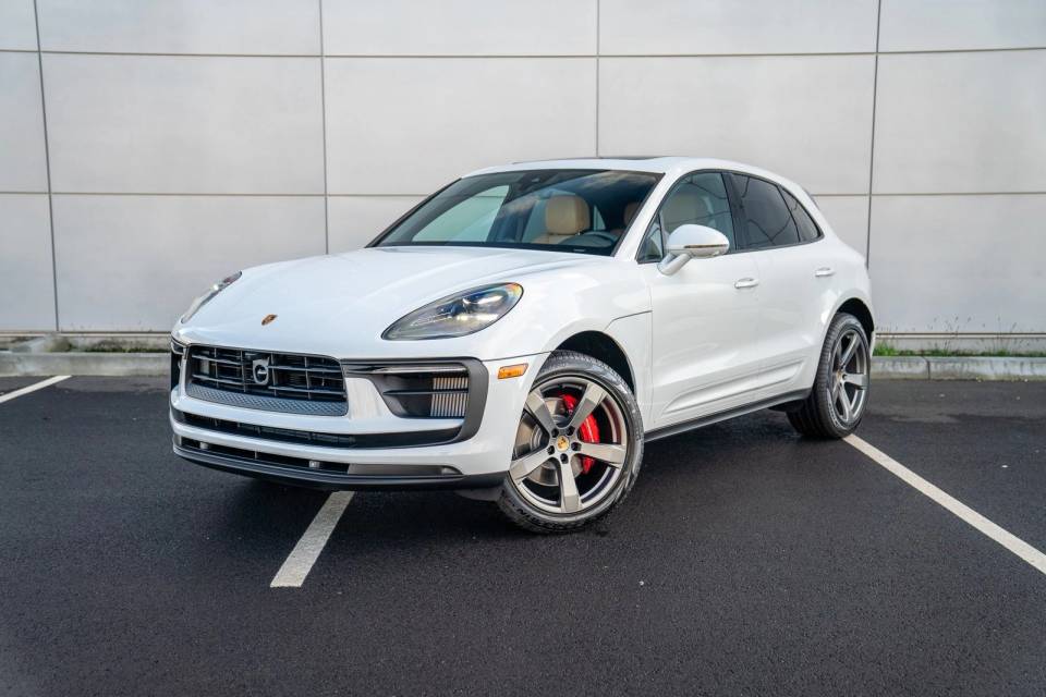 2026 Porsche Macan