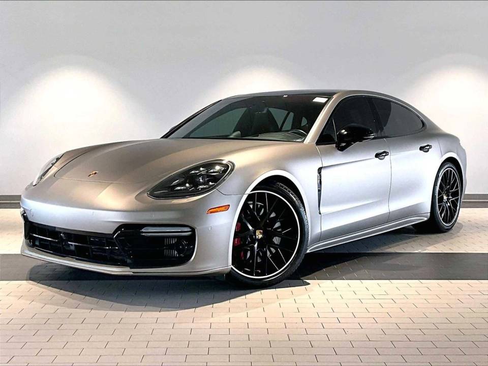 2020 Porsche Panamera GTS