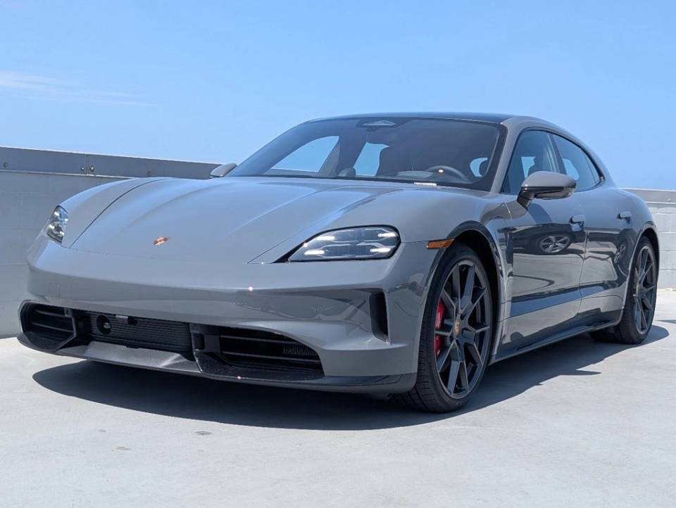 2026 Porsche Taycan