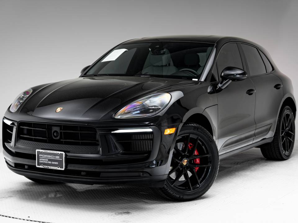 2025 Porsche Macan S