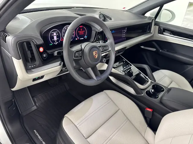 2026 Porsche Cayenne E-Hybrid - Photo 30