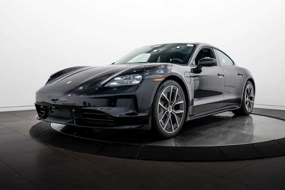 2026 Taycan 4 Black Edition listing photo