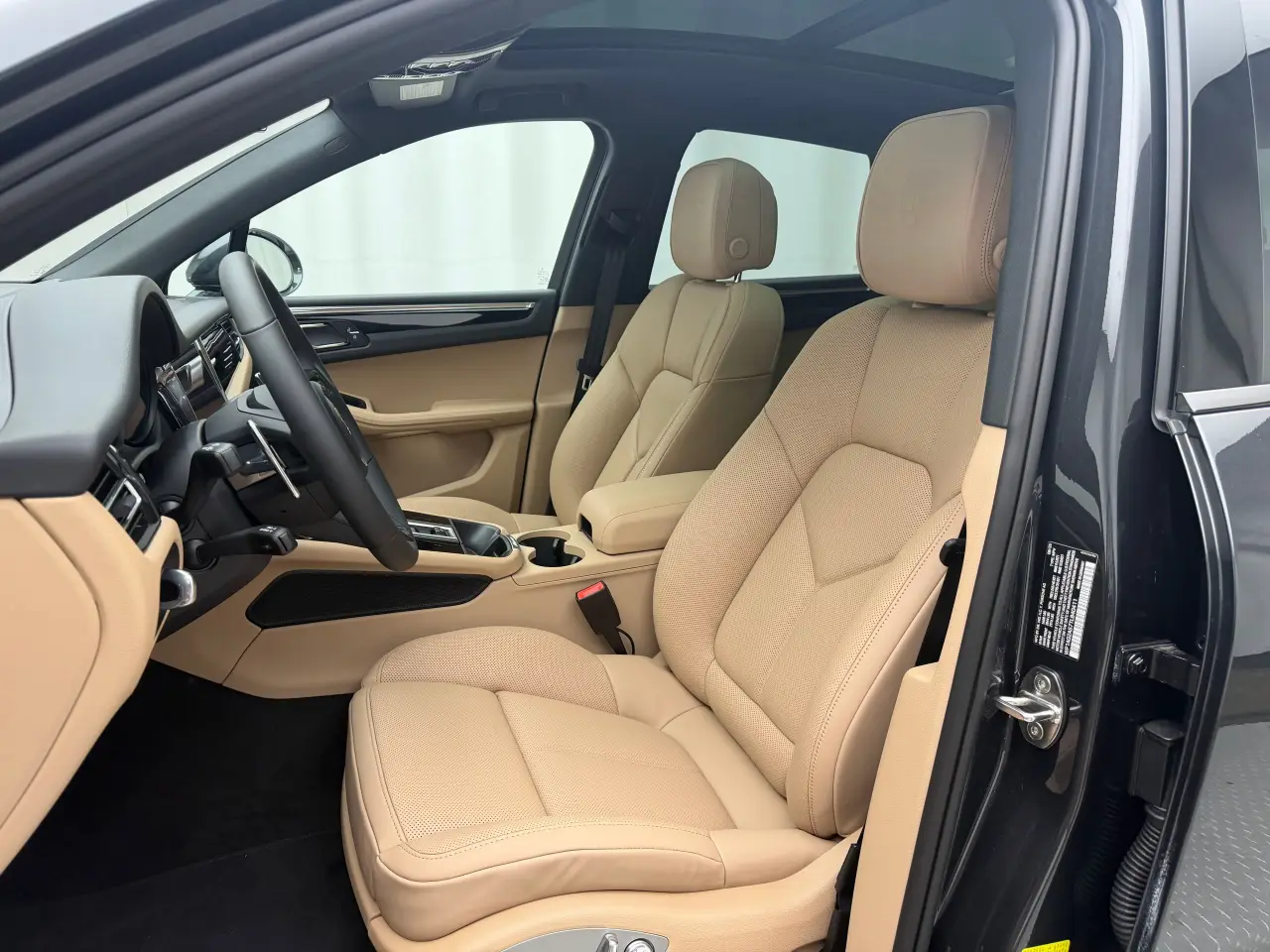 2026 Porsche Macan S - Photo 40