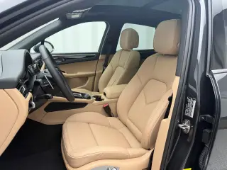 2026 Porsche Macan S - Photo 37