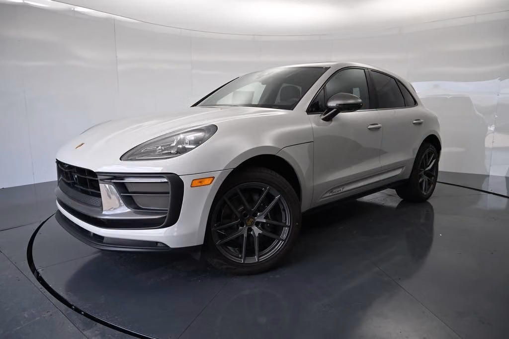 2026 Porsche Macan T
