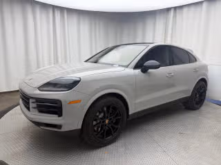 2026 Porsche Cayenne E-Hybrid's photo